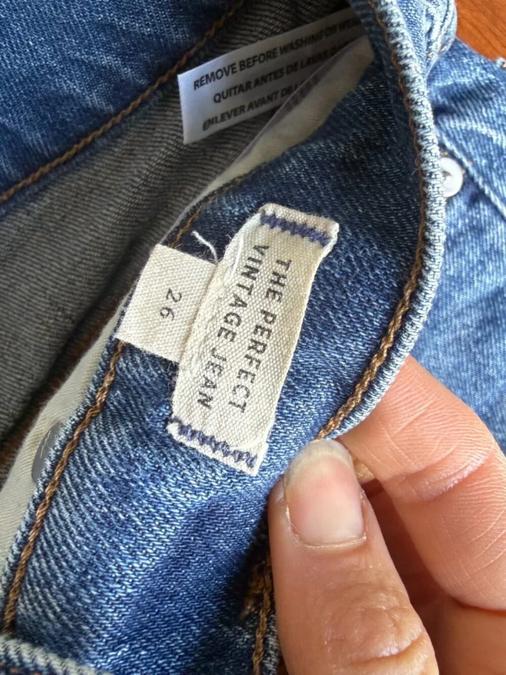 Madewell, The Perfect Vintage Jean Size 26, Straight Leg, Mid Rise Medium Wash - Picture 3 of 9